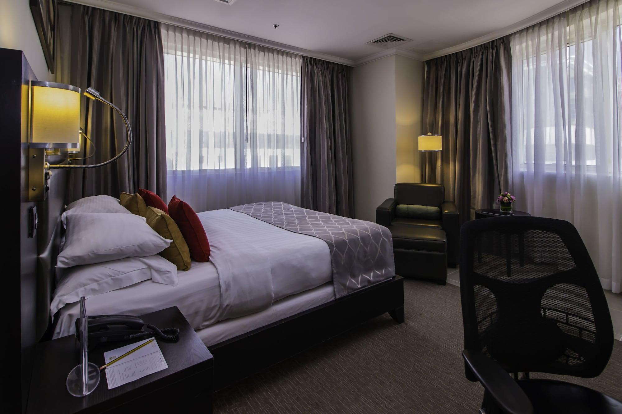 The Royal Riviera Hotel Ad-Dauha Zewnętrze zdjęcie