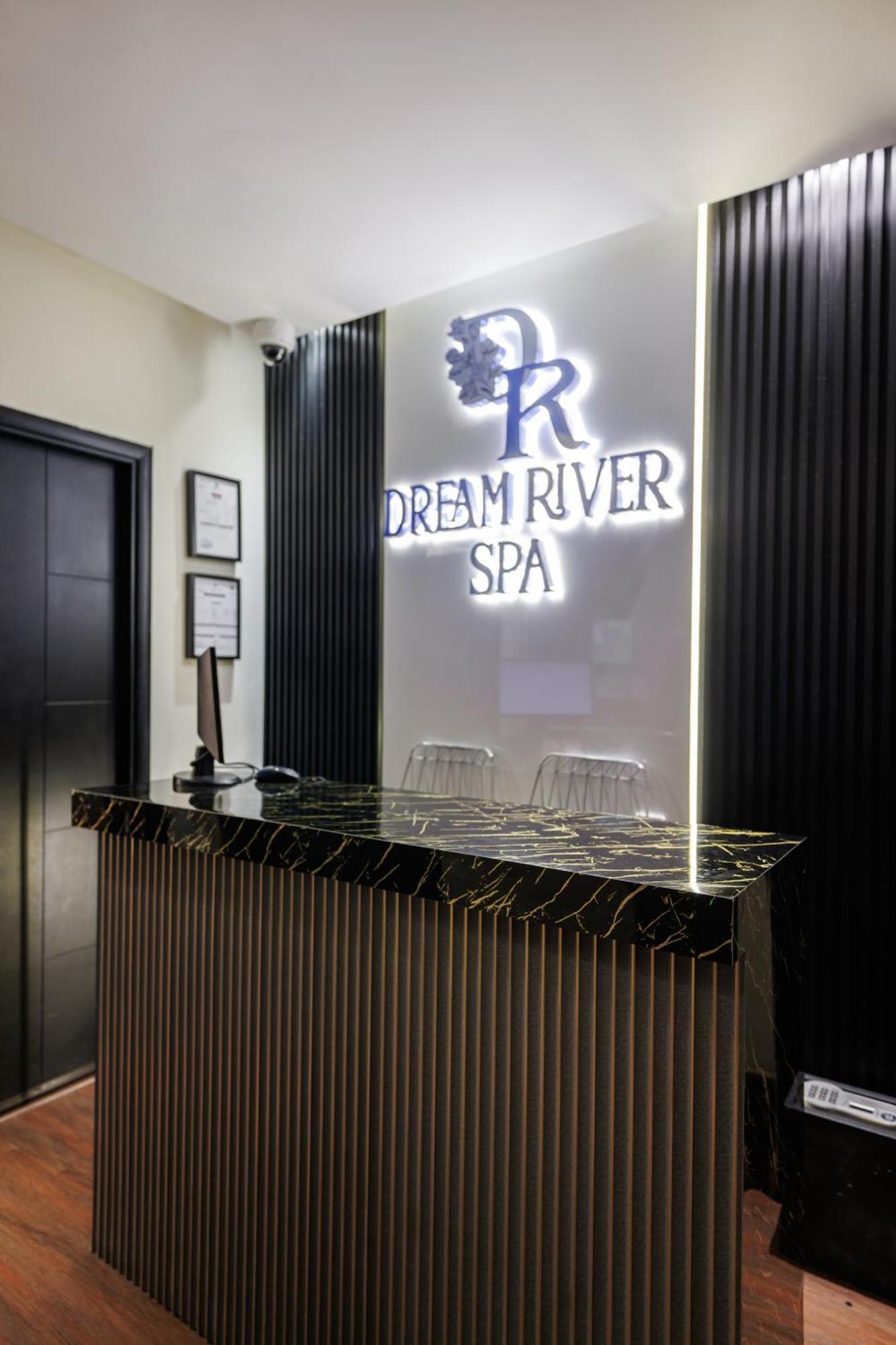 The Royal Riviera Hotel Ad-Dauha Zewnętrze zdjęcie