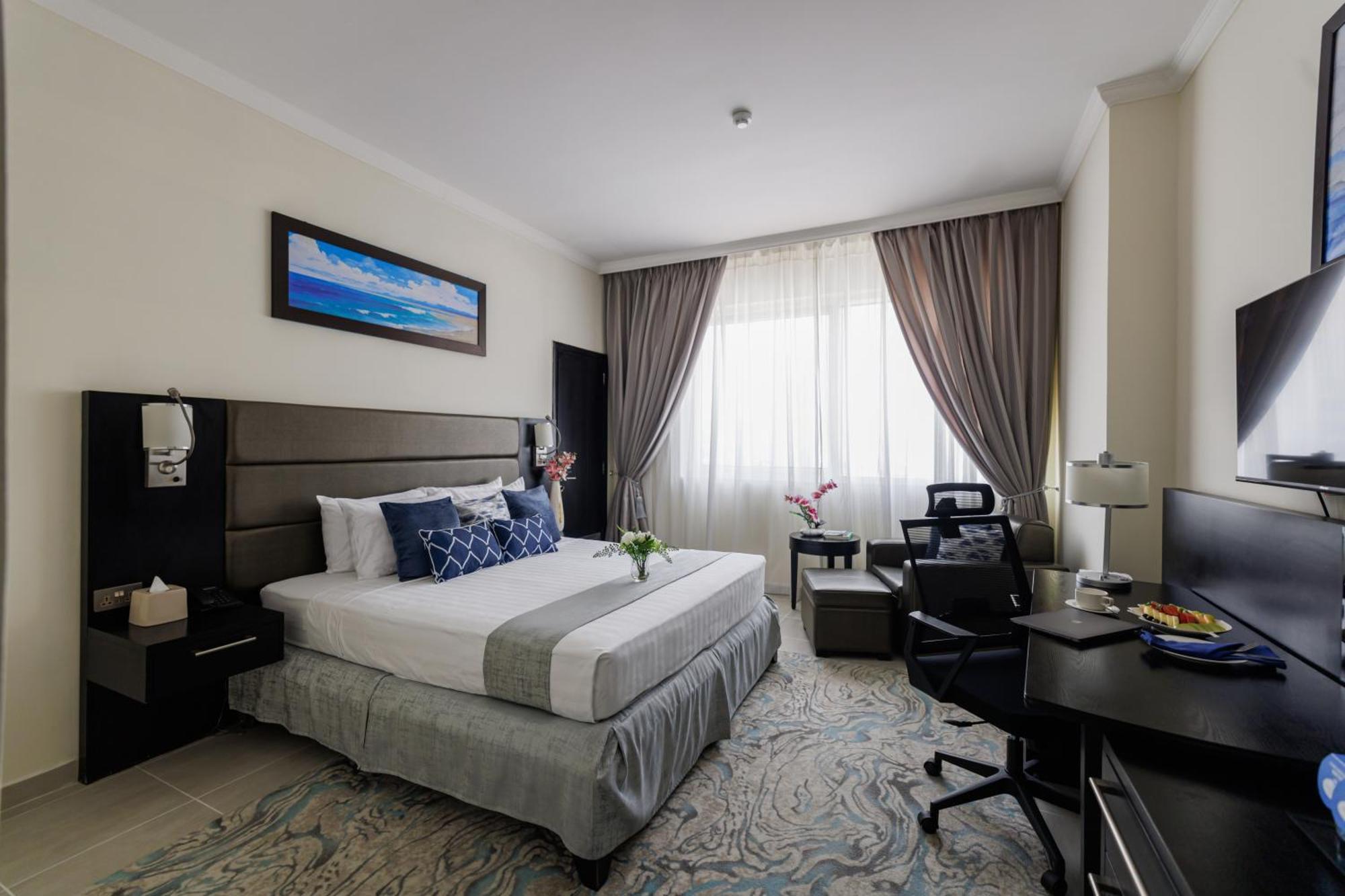The Royal Riviera Hotel Ad-Dauha Zewnętrze zdjęcie