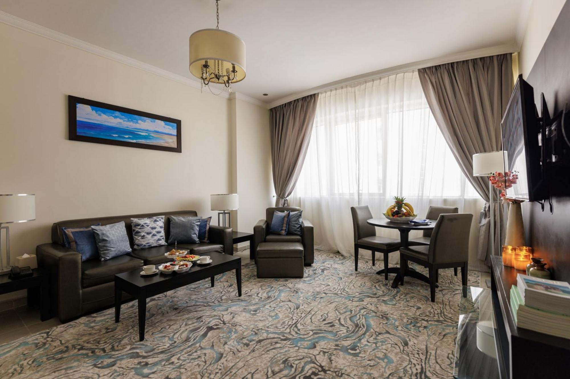 The Royal Riviera Hotel Ad-Dauha Zewnętrze zdjęcie
